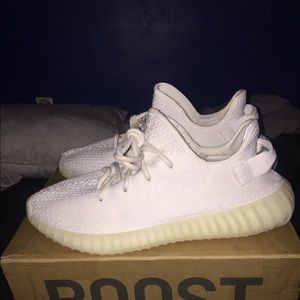 yeezy v1 cream white